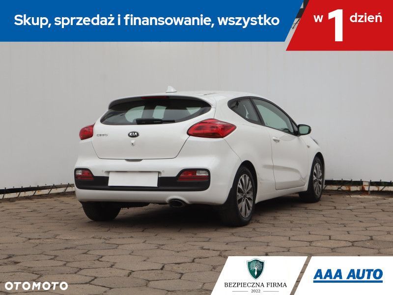 Kia Ceed - 7