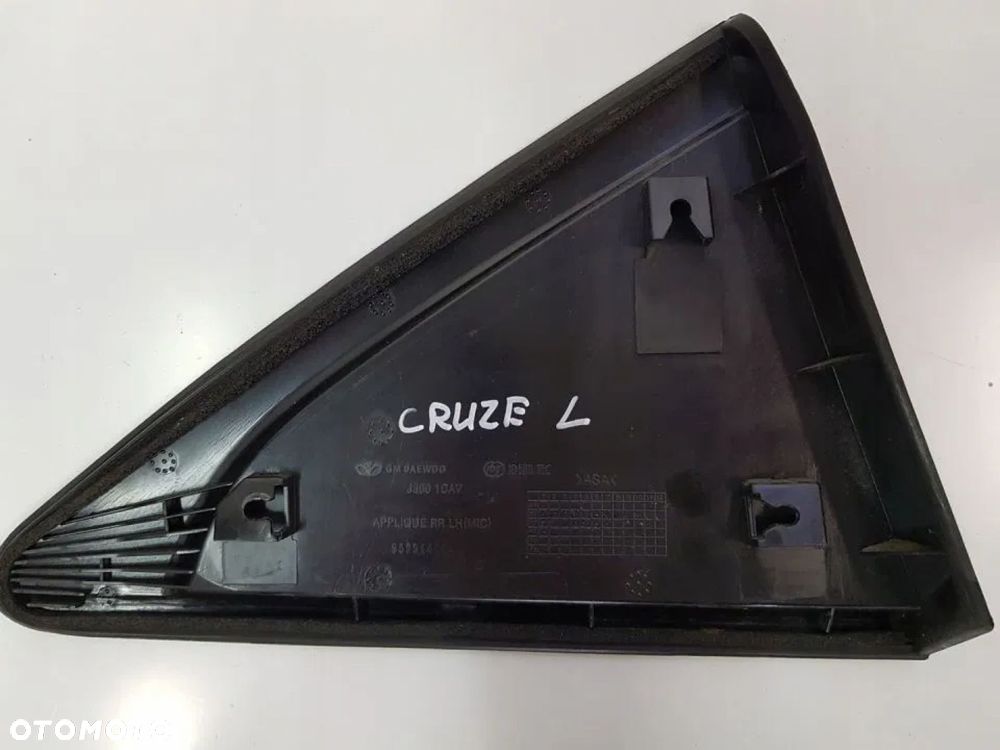 TRÓJKĄT ZAŚLEPKA BŁOTNIKA LEWY PRAWY TYŁ CRUZE - 3