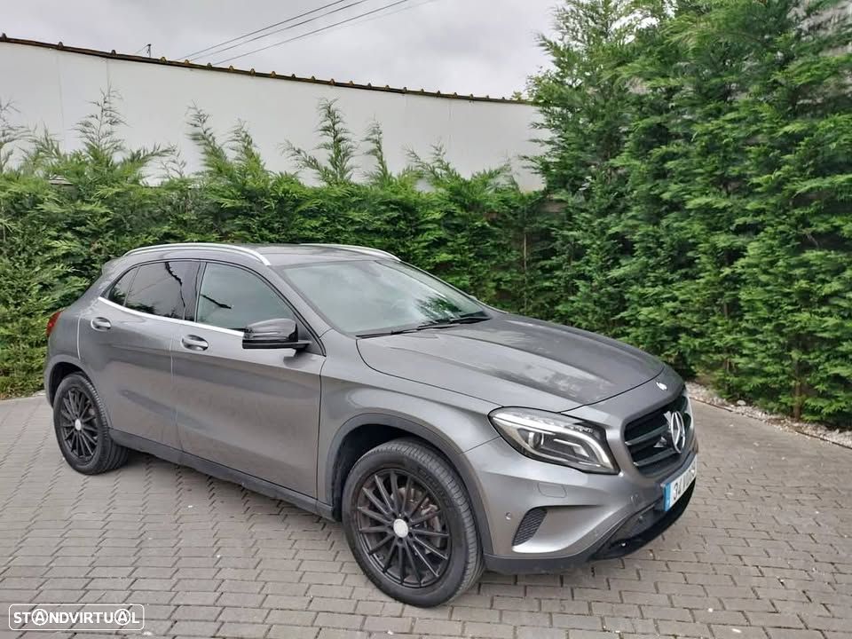 Mercedes-Benz GLA 180 (CDI) d 7G-DCT Urban - 3