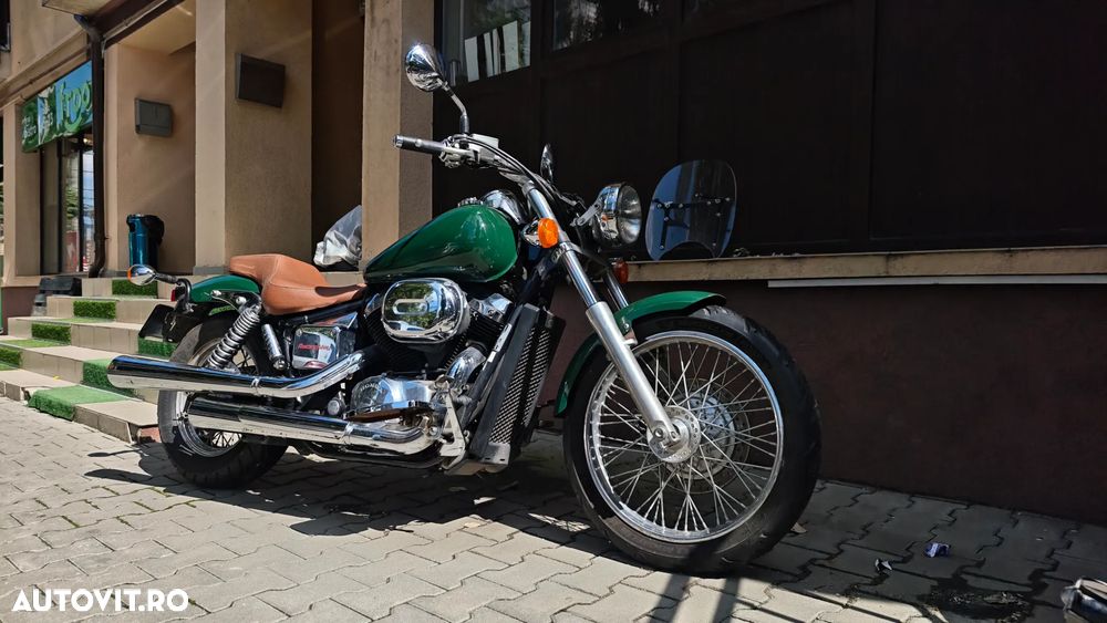 Honda VT 750DC Black Widow - 1
