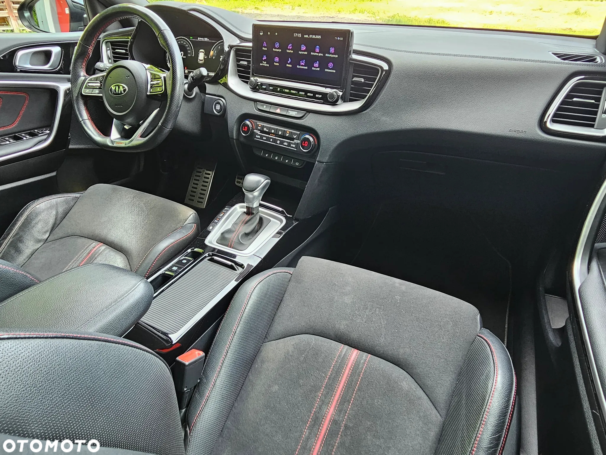 Kia ProCeed 1.6 T-GDI GT DCT - 13