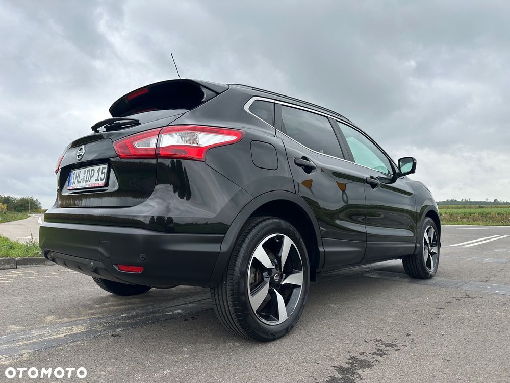 Nissan Qashqai 1.6 DIG-T Tekna - 4