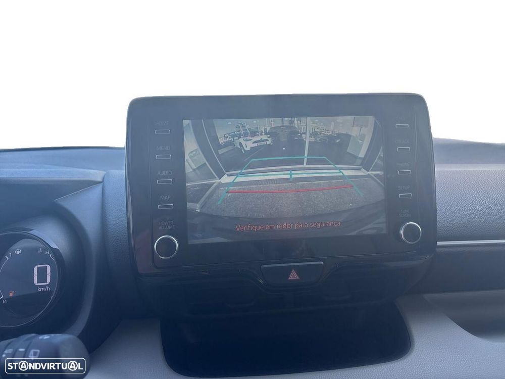 Toyota Yaris 1.5 HDF Luxury - 21