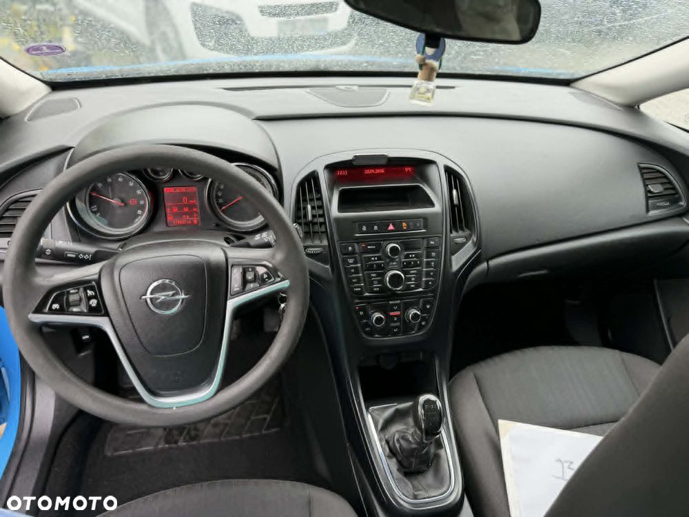 Opel Astra 1.4 Turbo Color Edition - 8