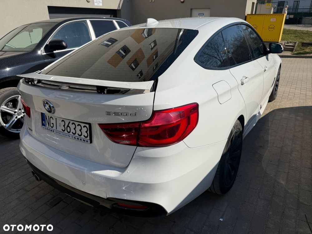 BMW Seria 3 325d M Sport Sport - 12