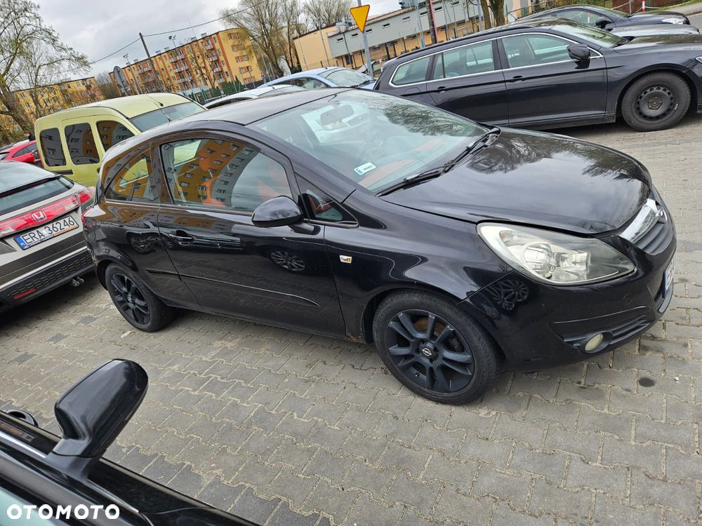 Opel Corsa 1.4 16V Sport - 4