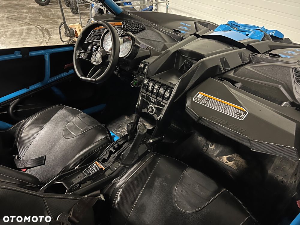 Can-Am Maverick - 10