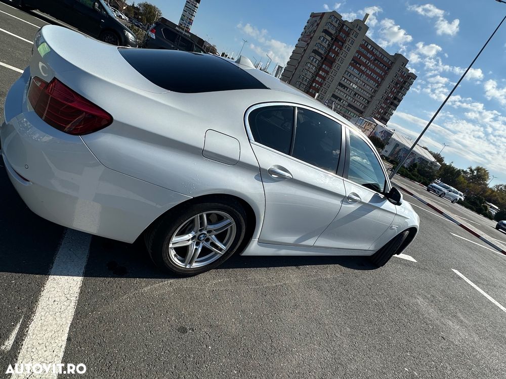 BMW Seria 5 520d Efficient Dynamics Edition Aut. Luxury Line - 22
