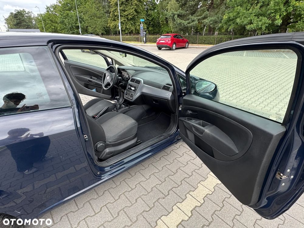 Fiat Punto 1.2 8V - 17