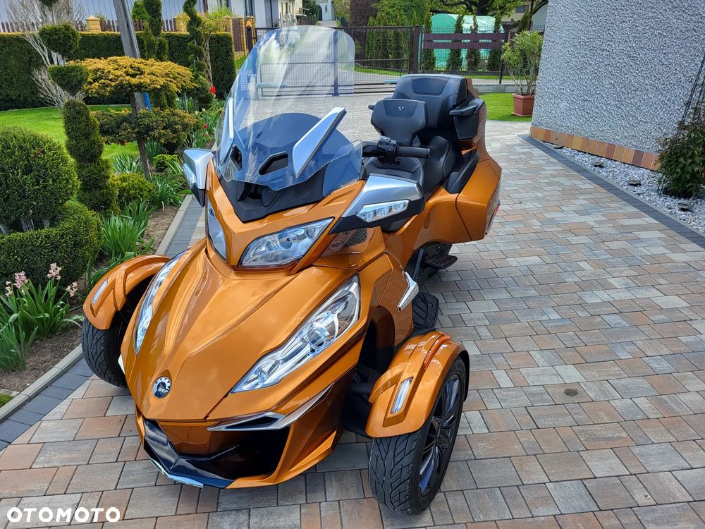 Can-Am Spyder - 8