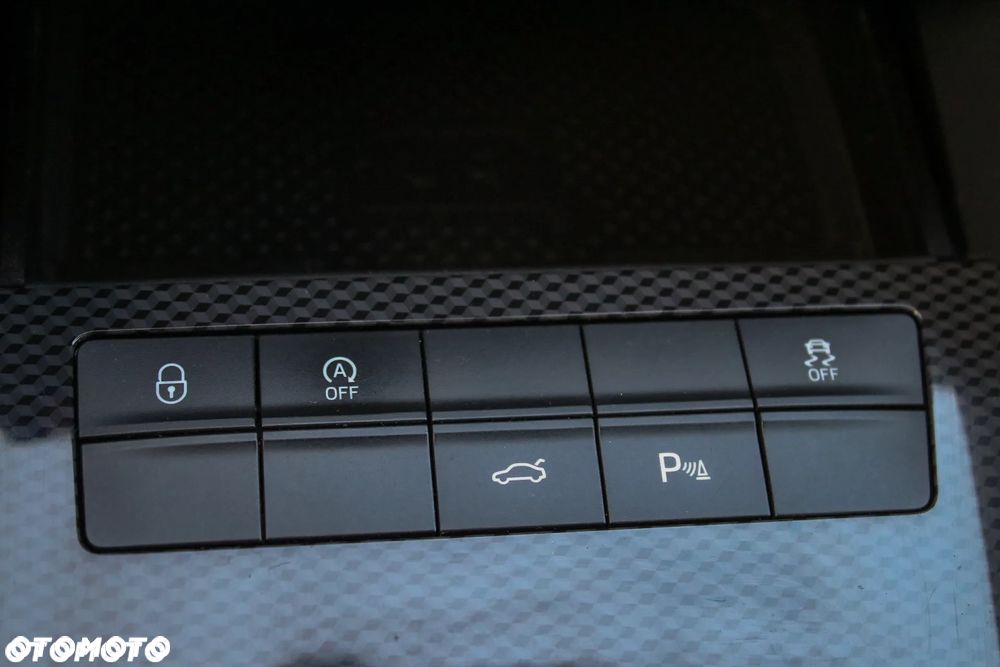 Skoda Octavia 2.0 TDI DSG RS - 21