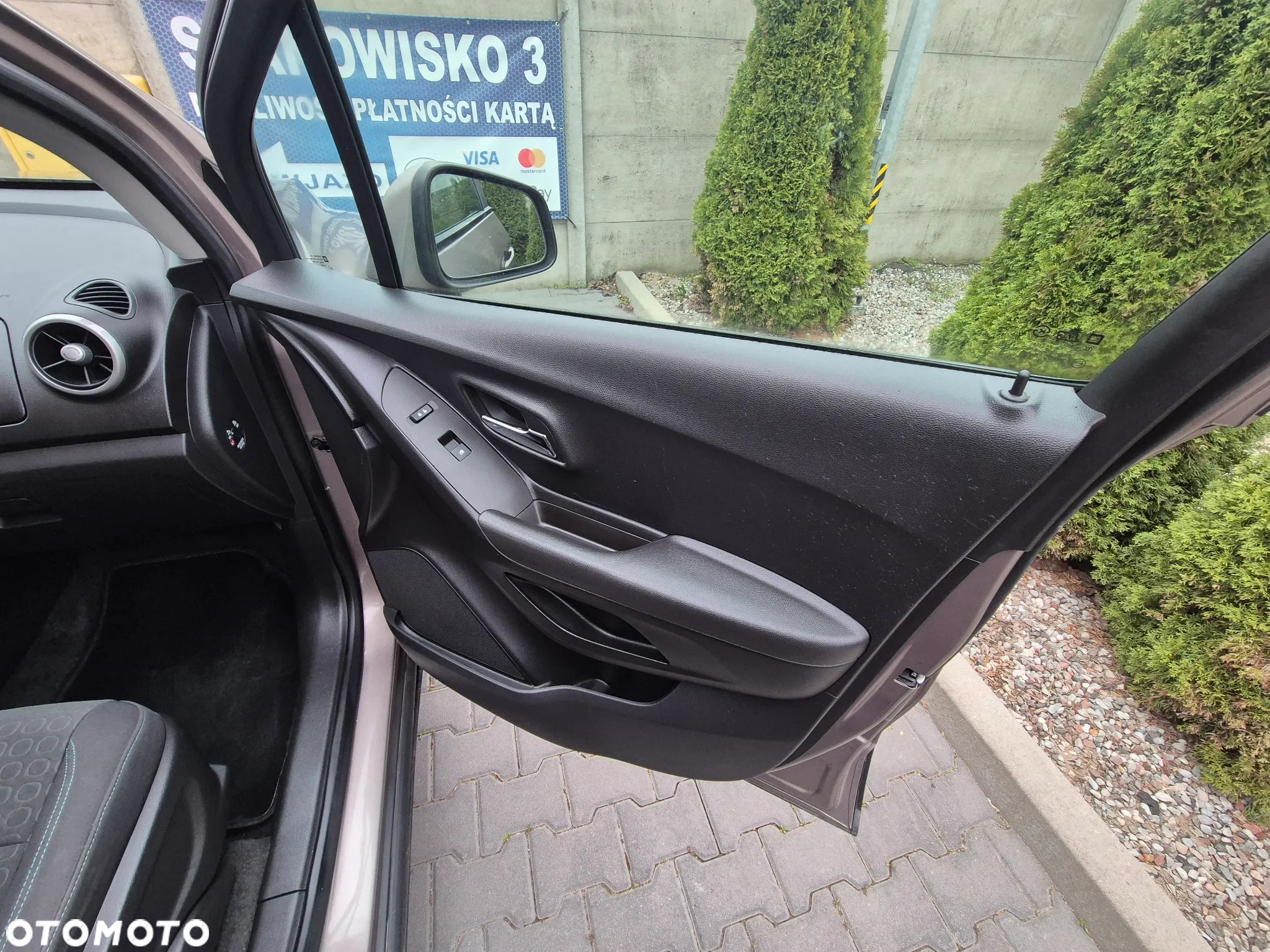Chevrolet Trax 1.6 LT - 22