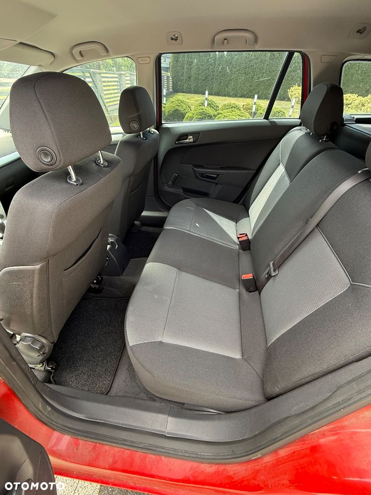 Opel Astra 1.6 - 10
