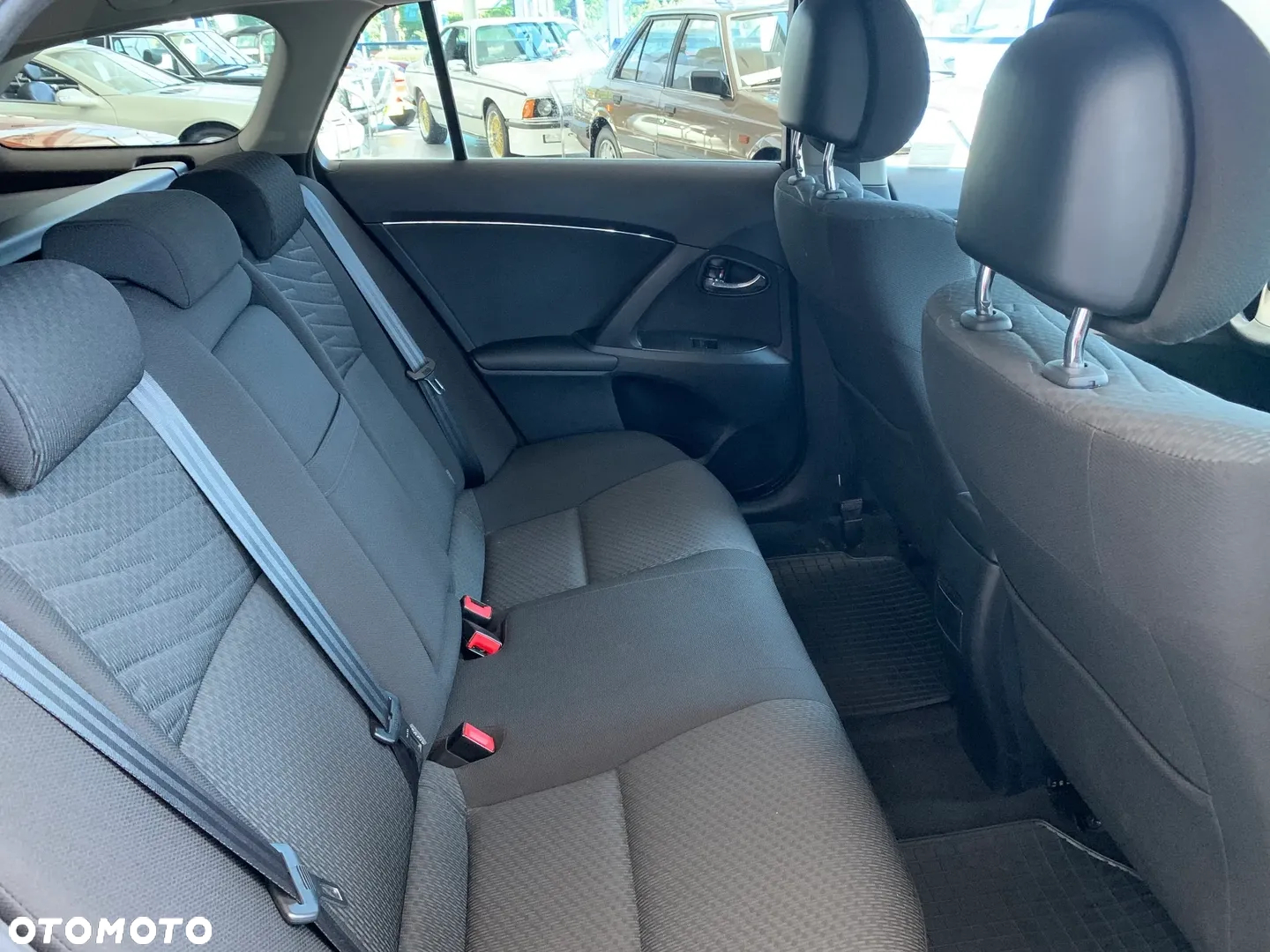 Toyota Avensis 2.2 D-4D Platinium - 16