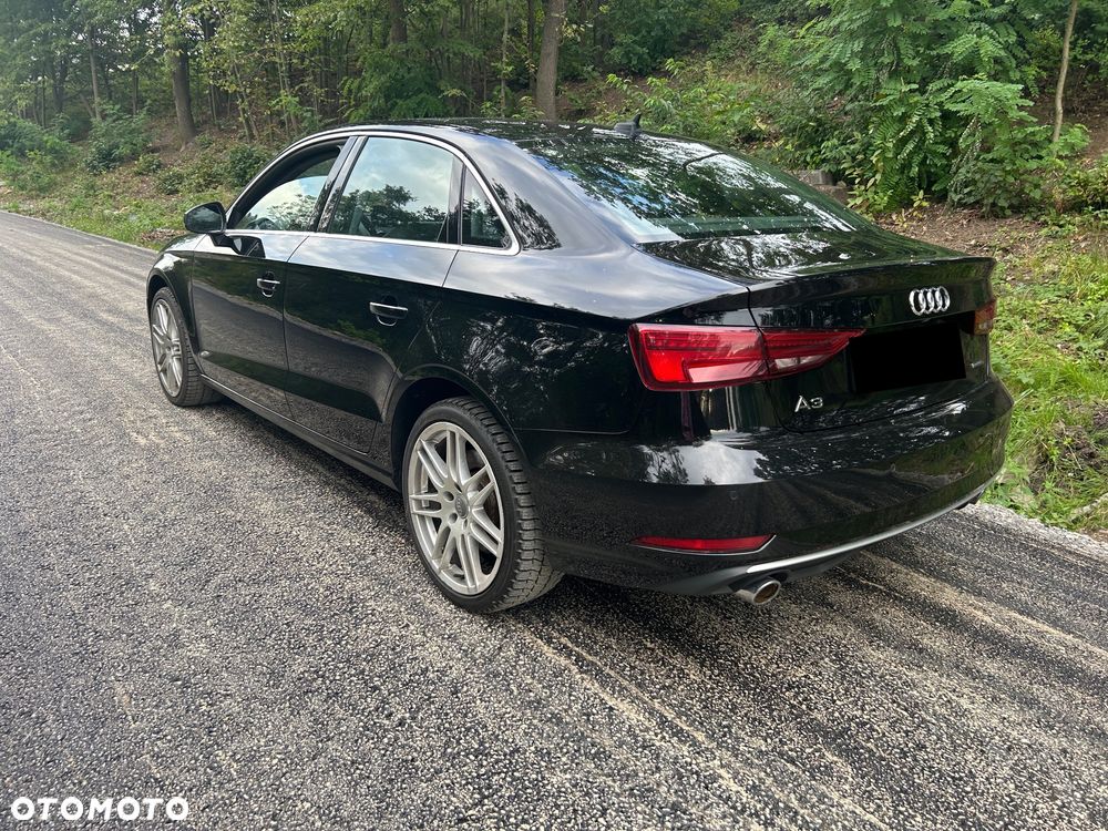 Audi A3 Limousine 40 TFSI Quattro S tronic - 5
