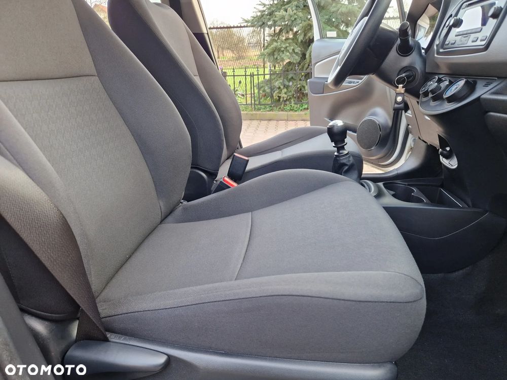 Toyota Yaris 1.5 Active - 24