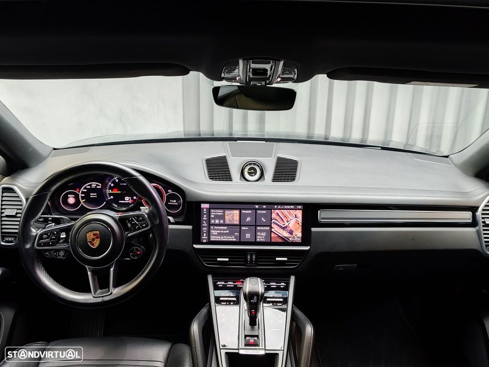 Porsche Cayenne Coupé E-Hybrid - 11