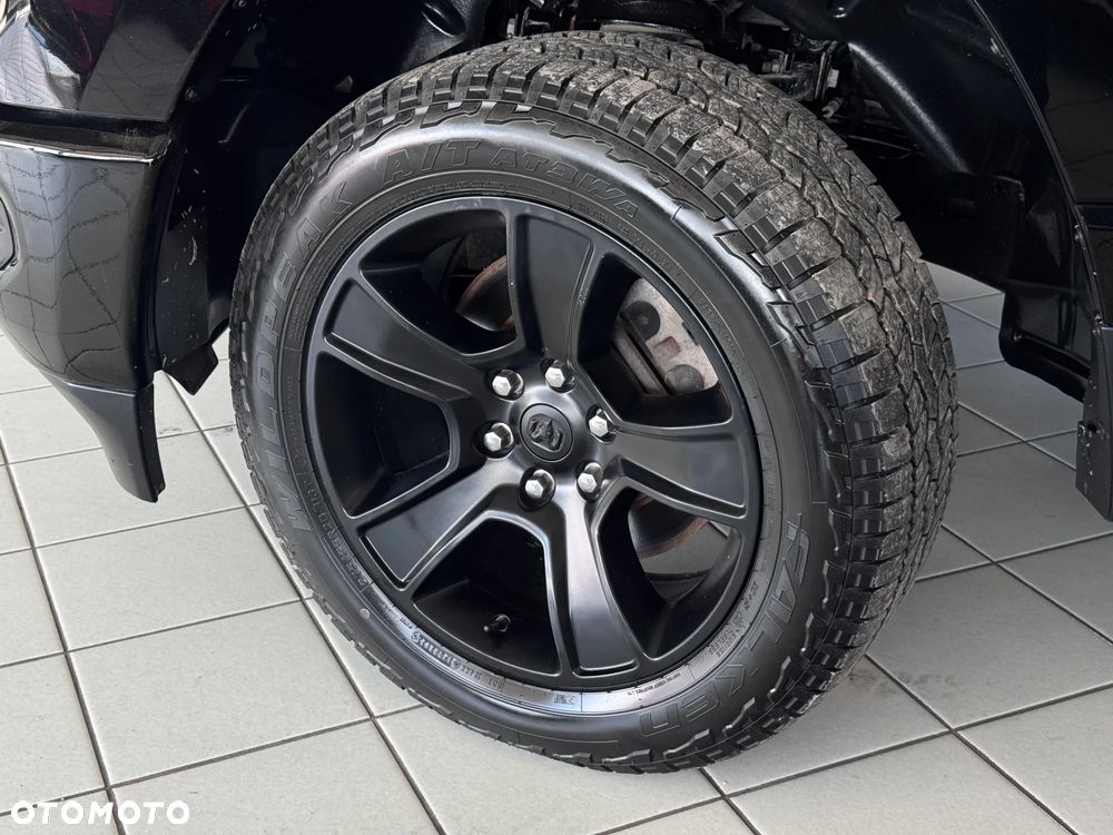 RAM 1500 5.7 Crew Cab Bighorn - 11