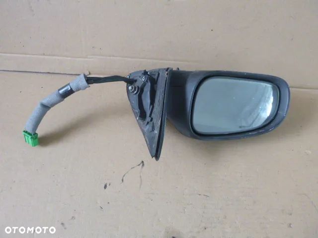 LUSTERKO LEWE ELEKTRYCZNE VOLVO S60 I 00-10 - 19