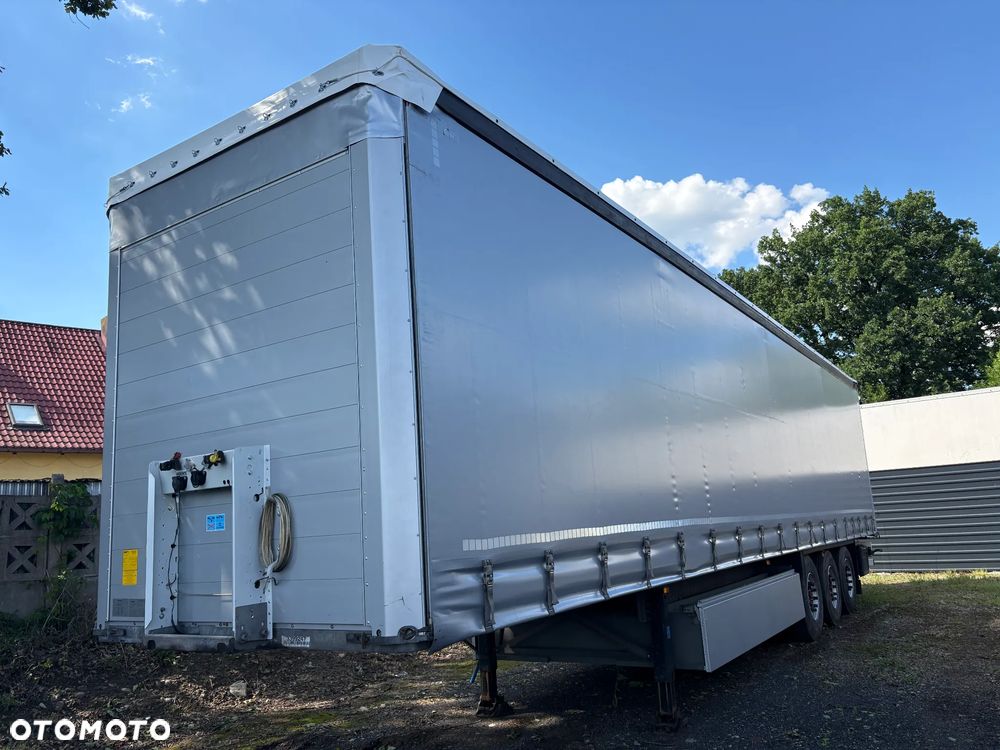 Schmitz Cargobull Standard oś podnoszona