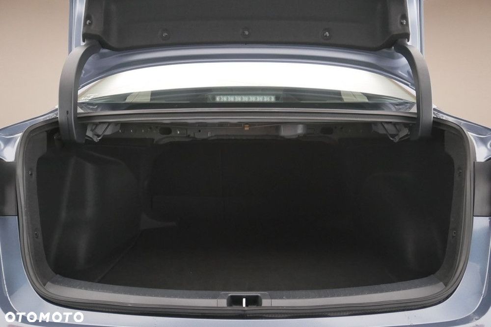 Toyota Corolla - 16