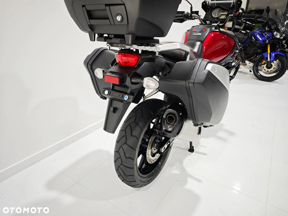 Suzuki V-STROM - 12