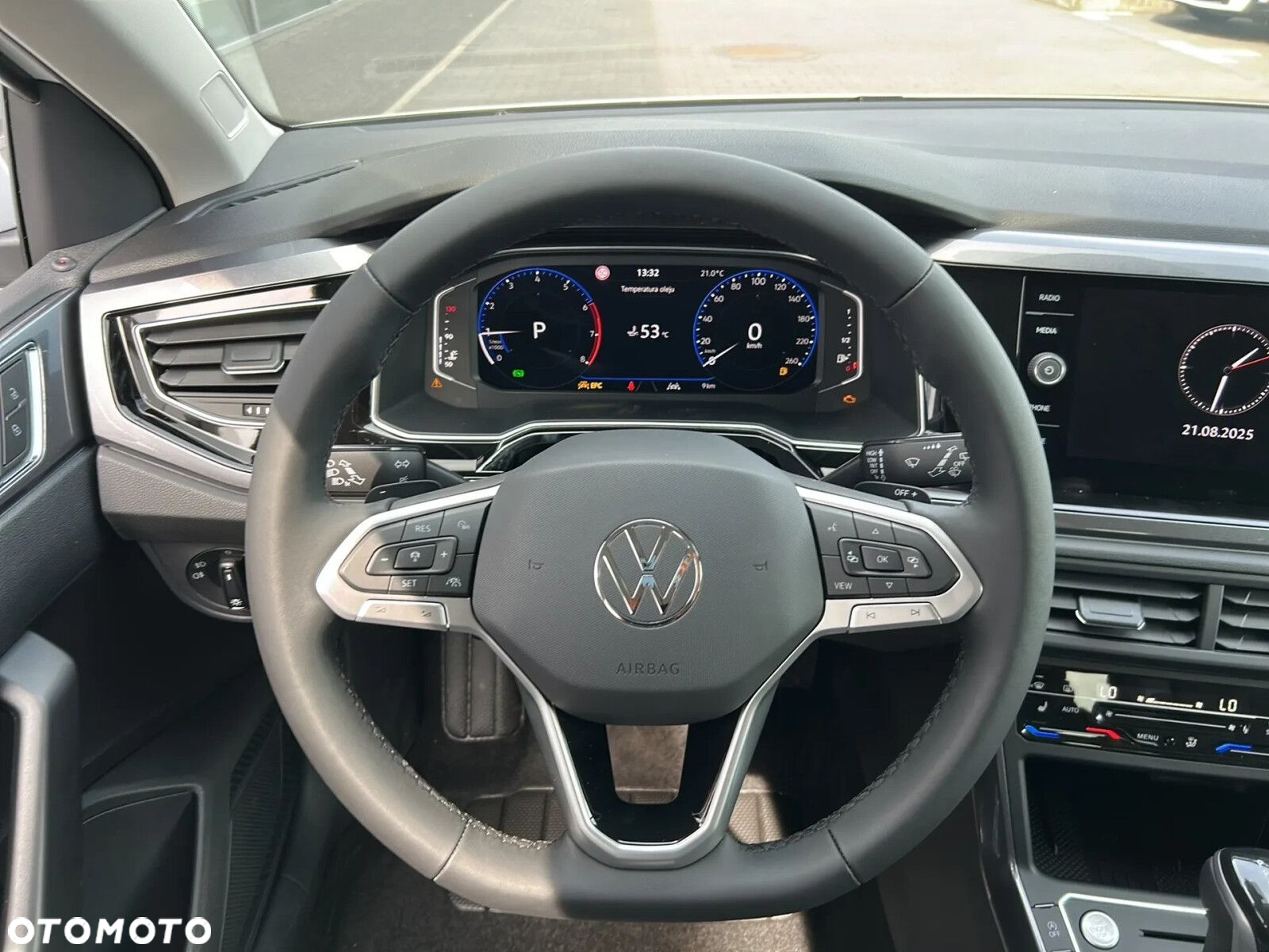 Volkswagen Polo - 14