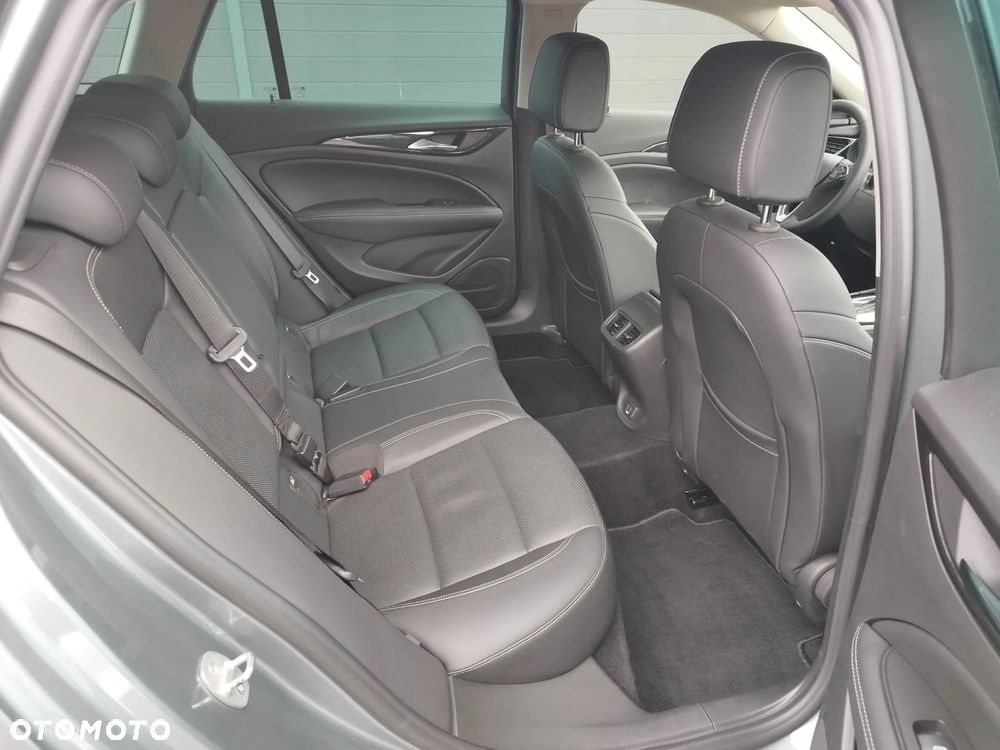 Opel Insignia 2.0 CDTI Business Elegance S&S - 28