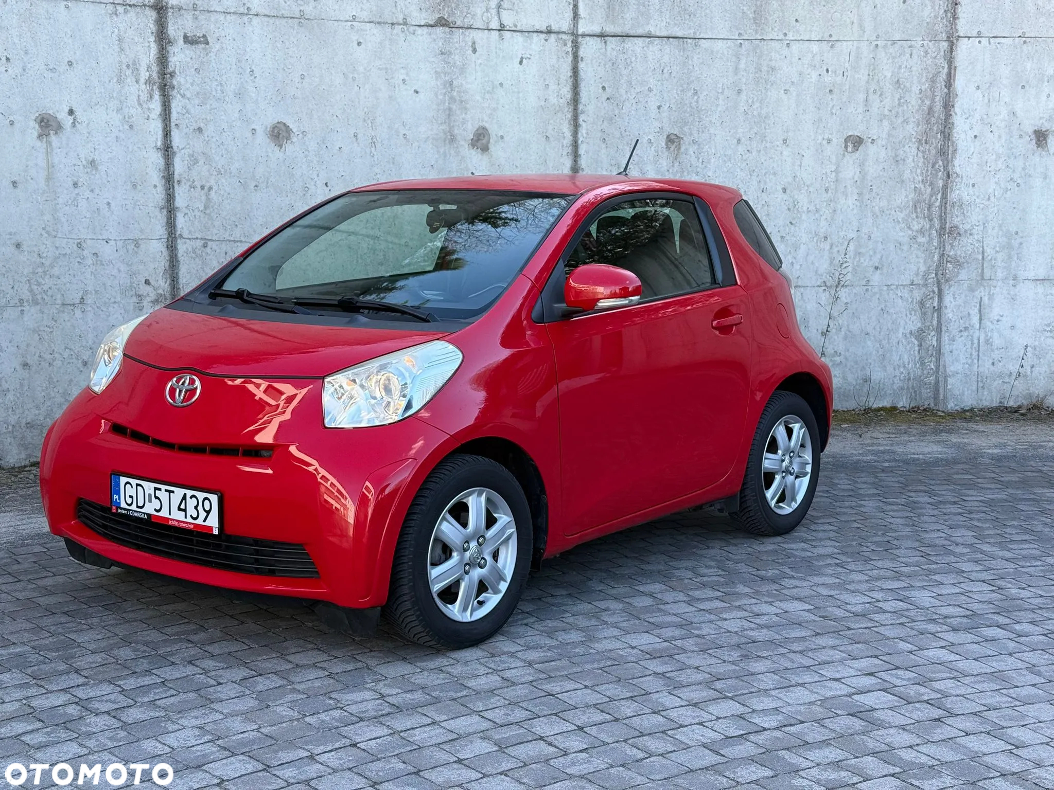 Toyota iQ 1.0 - 2