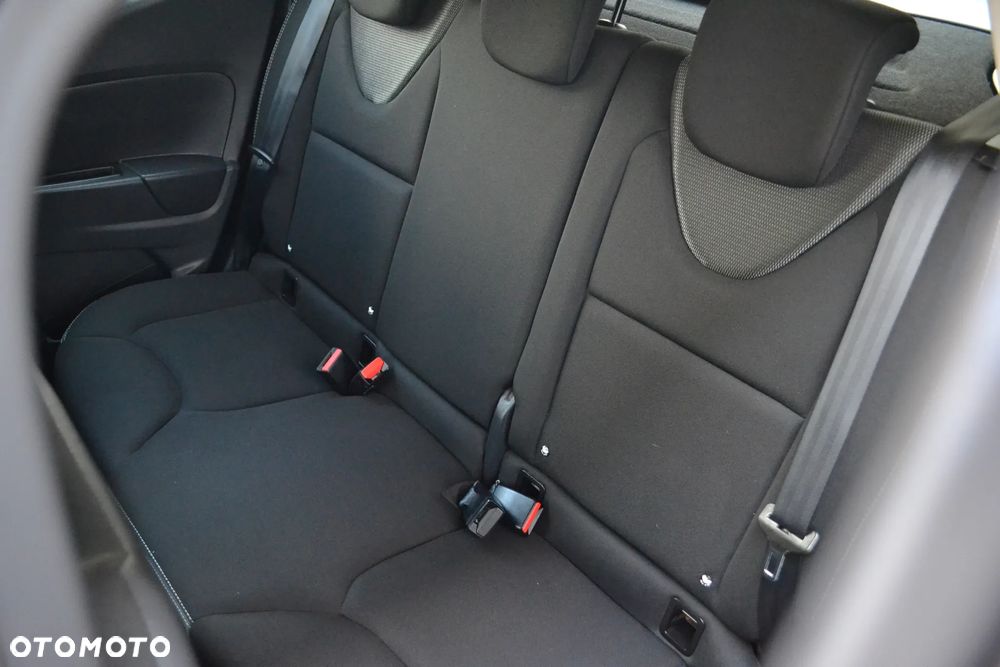 Renault Clio 1.2 16V Alize - 21