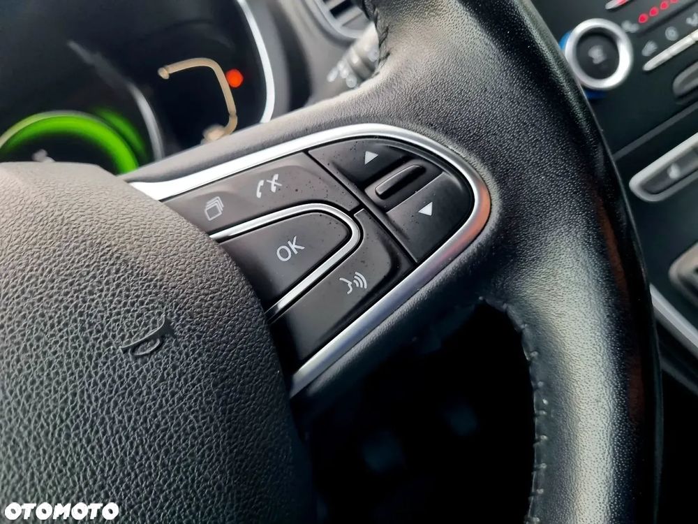 Renault Scenic ENERGY TCe 130 INTENS - 17