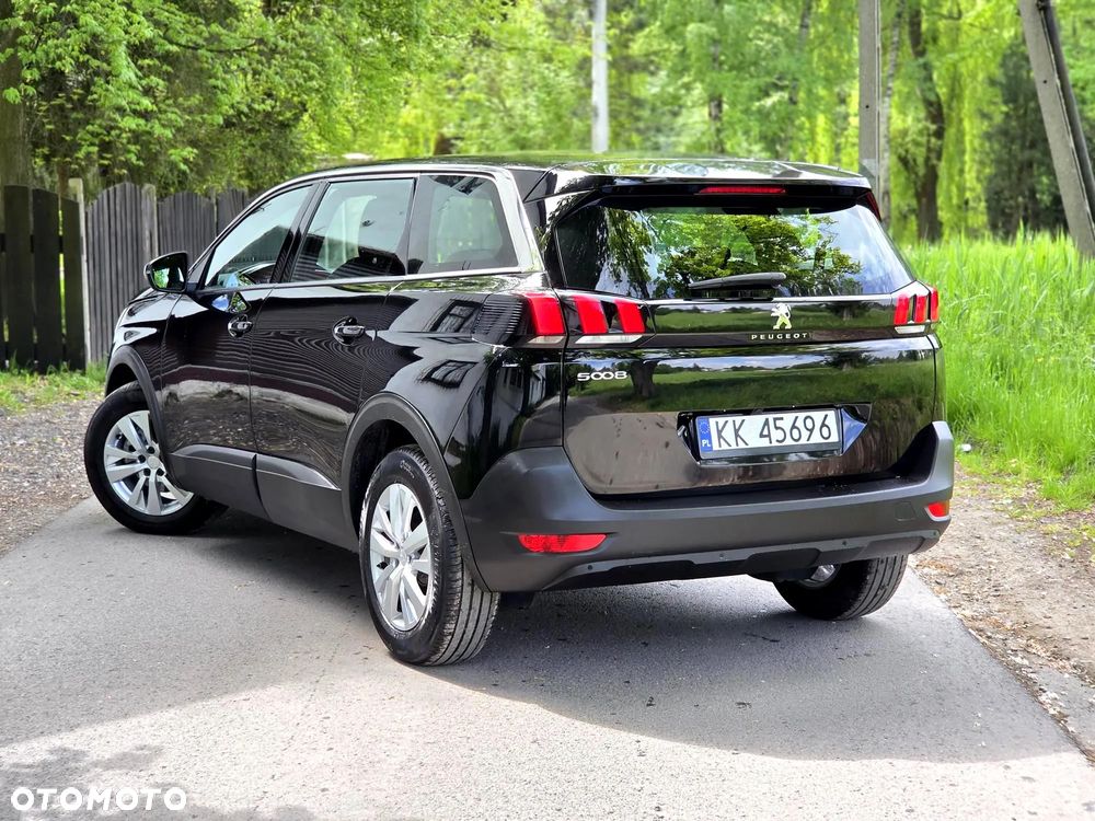 Peugeot 5008 1.2 PureTech Road Trip S&S EAT8 - 13