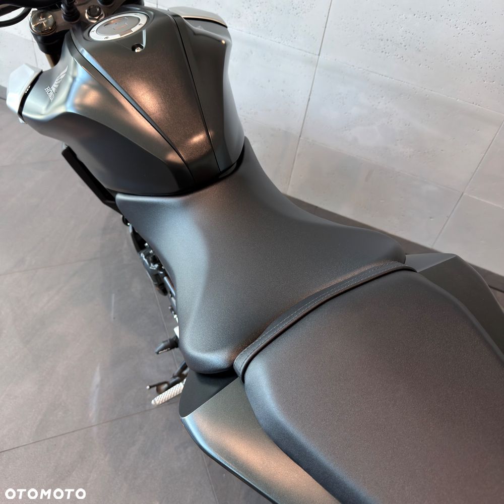 Honda CB - 13