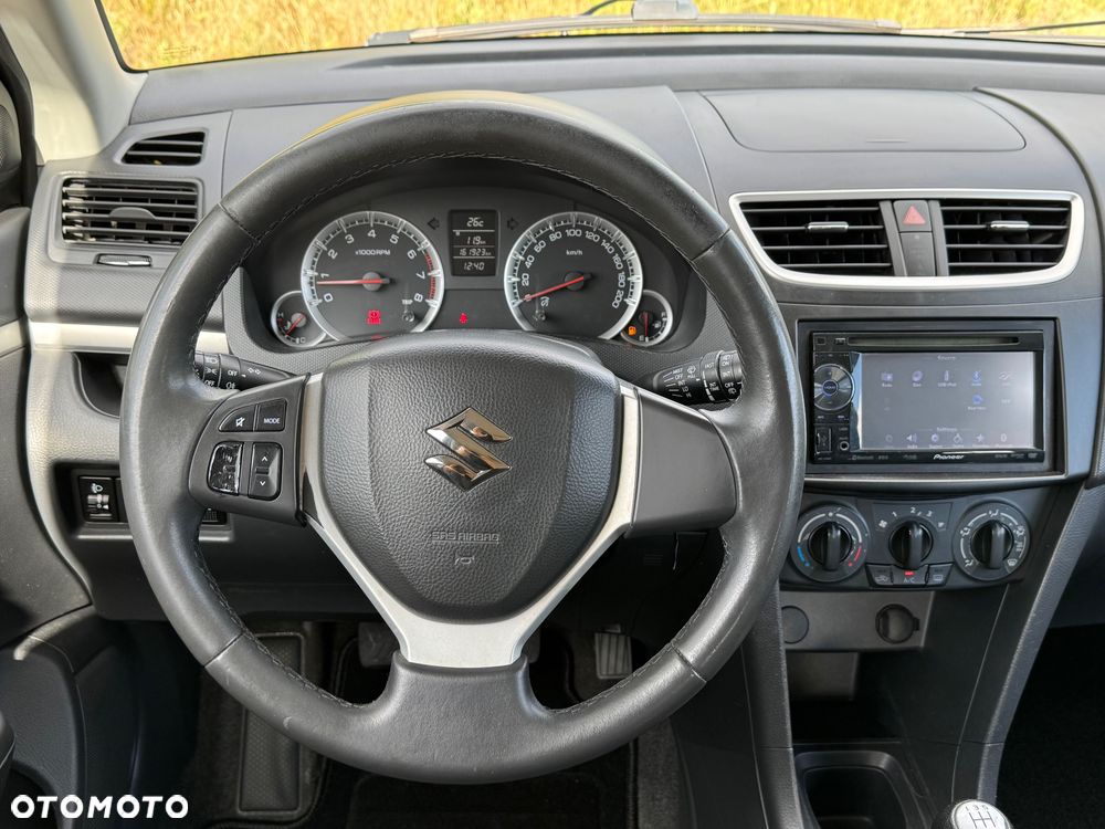 Suzuki Swift 1.2 BlackWhite - 10