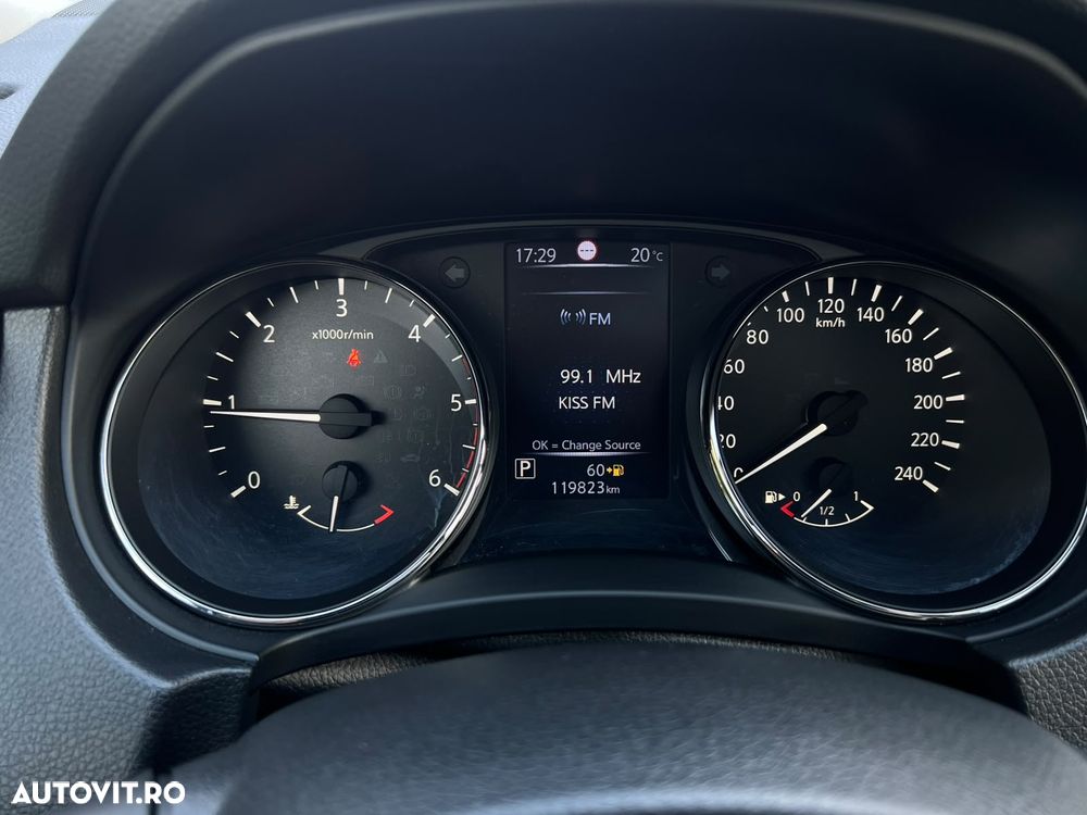 Nissan X-Trail - 11