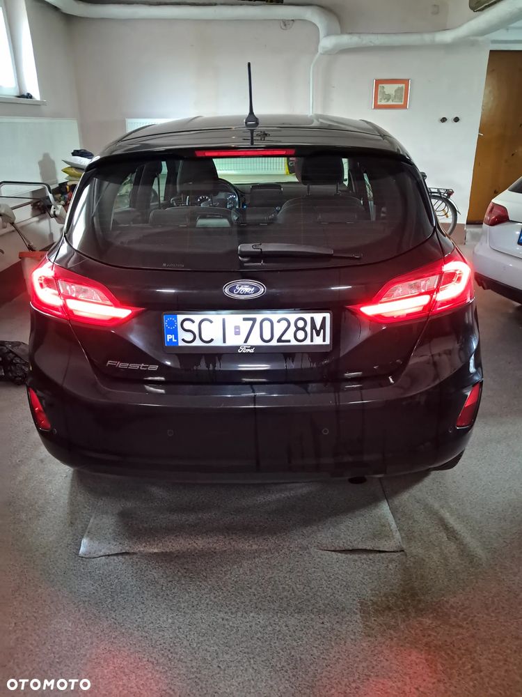 Ford Fiesta 1.0 EcoBoost S&S TITANIUM - 17