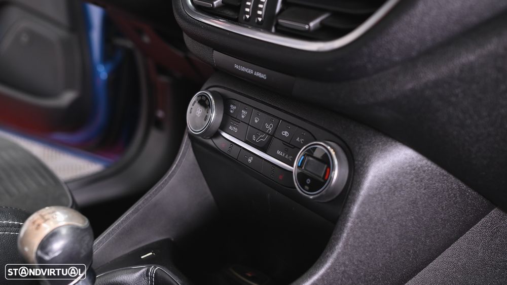 Ford Fiesta 1.5 EcoBoost S&S ST X - 47