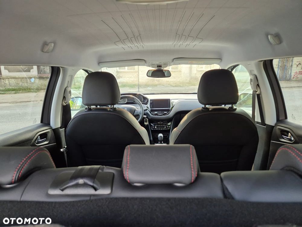 Peugeot 2008 PureTech 110 Stop&Start GT-Line Edition - 12