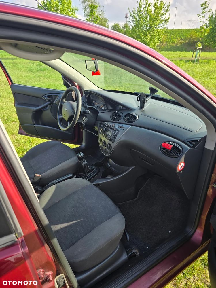 Ford Focus - 8