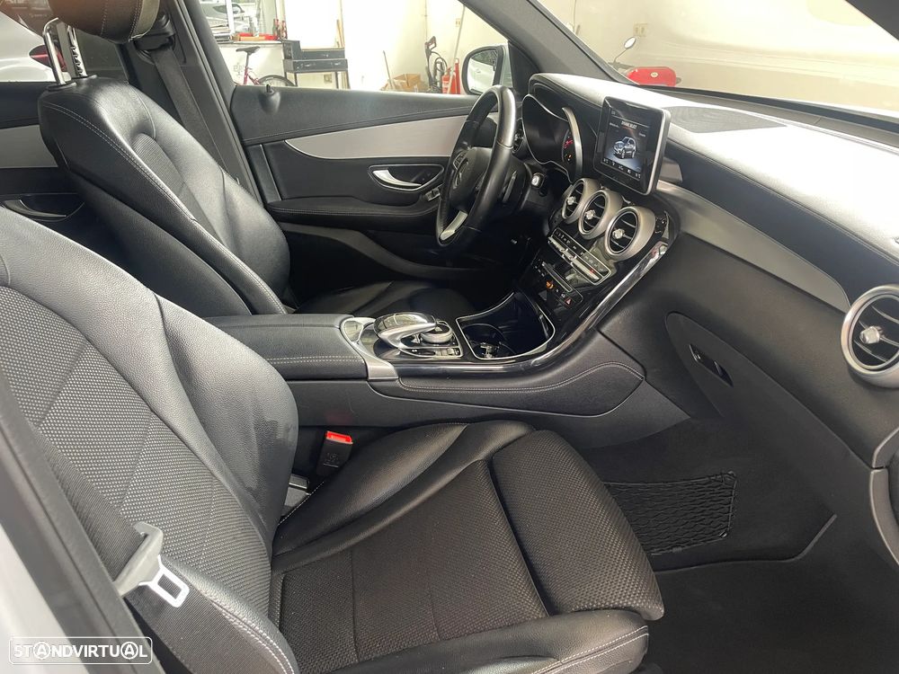 Mercedes-Benz GLC 250 d 4Matic 9G-TRONIC Exclusive - 25