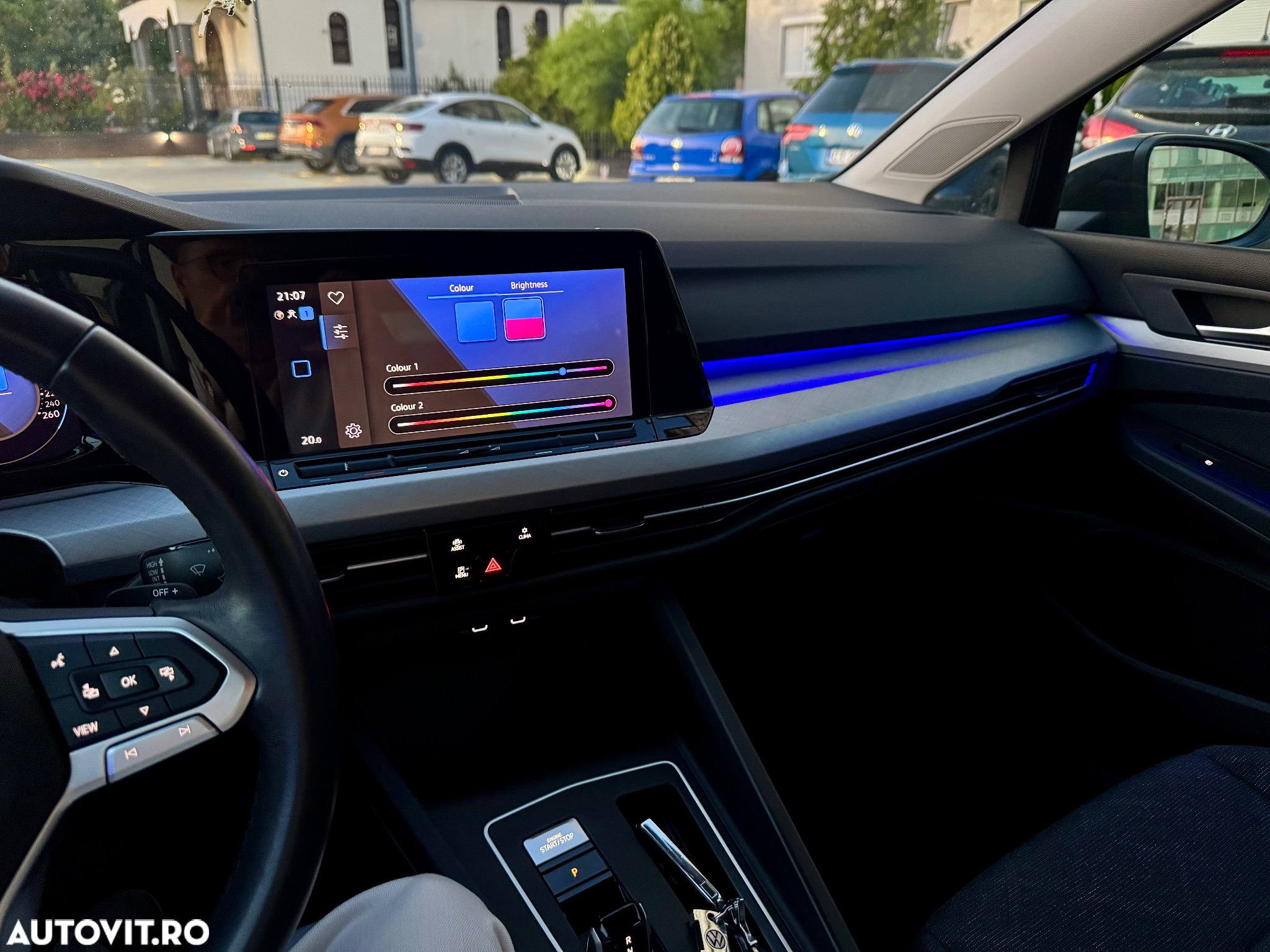 Volkswagen Golf 1.5 eTSI ACT DSG MHEV Life - 8