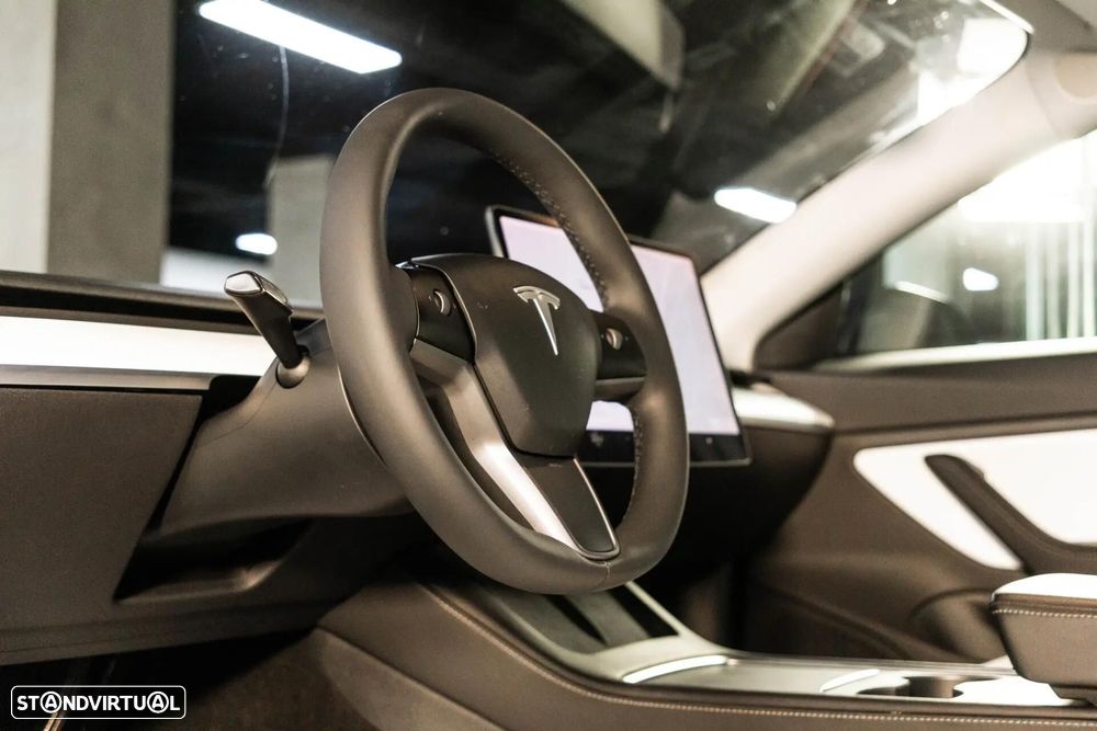 Tesla Model 3 Long Range Tração Integral - 19