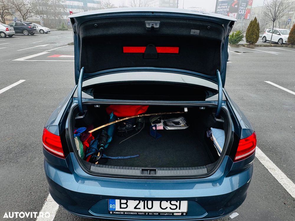 Volkswagen Passat 2.0 TDI 4Motion Comfortline - 11