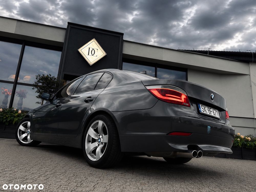 BMW Seria 5 520i - 9
