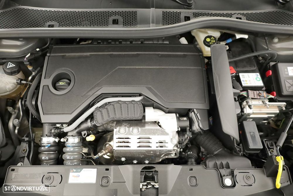 Peugeot 2008 1.2 Hybrid Allure e-DCS6 - 24