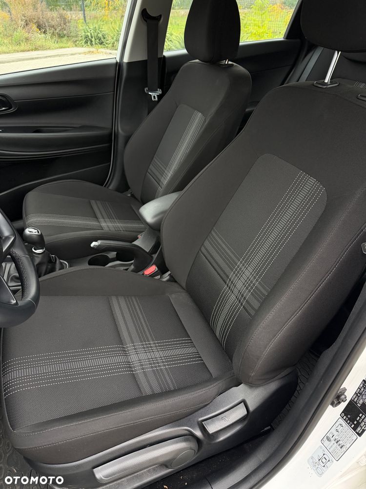 Hyundai i20 1.2 Modern - 21