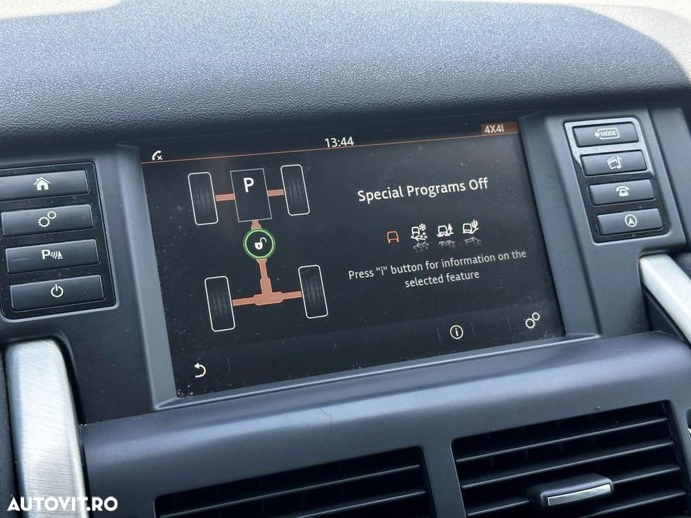 Land Rover Discovery Sport - 13
