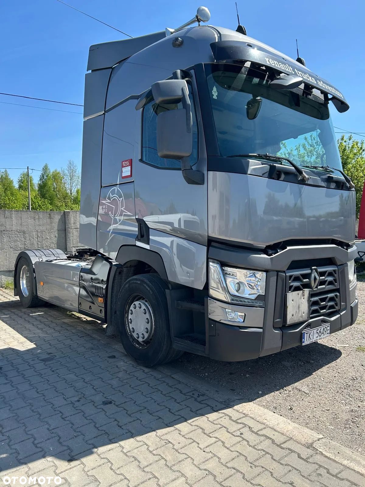 Renault GAMA T 460 - 1