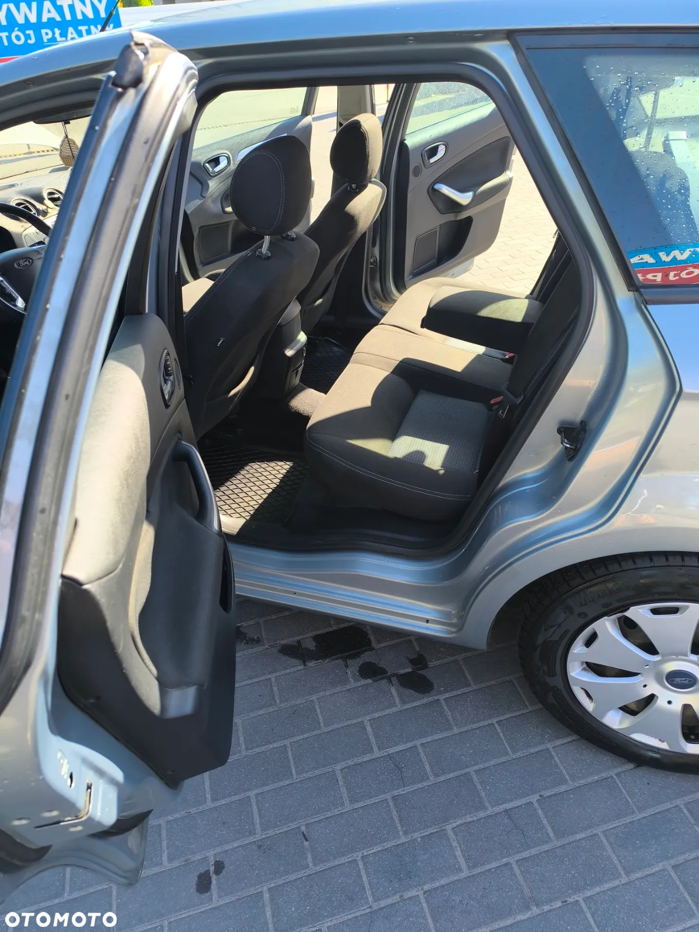 Ford Mondeo 1.8 TDCi Ambiente - 22