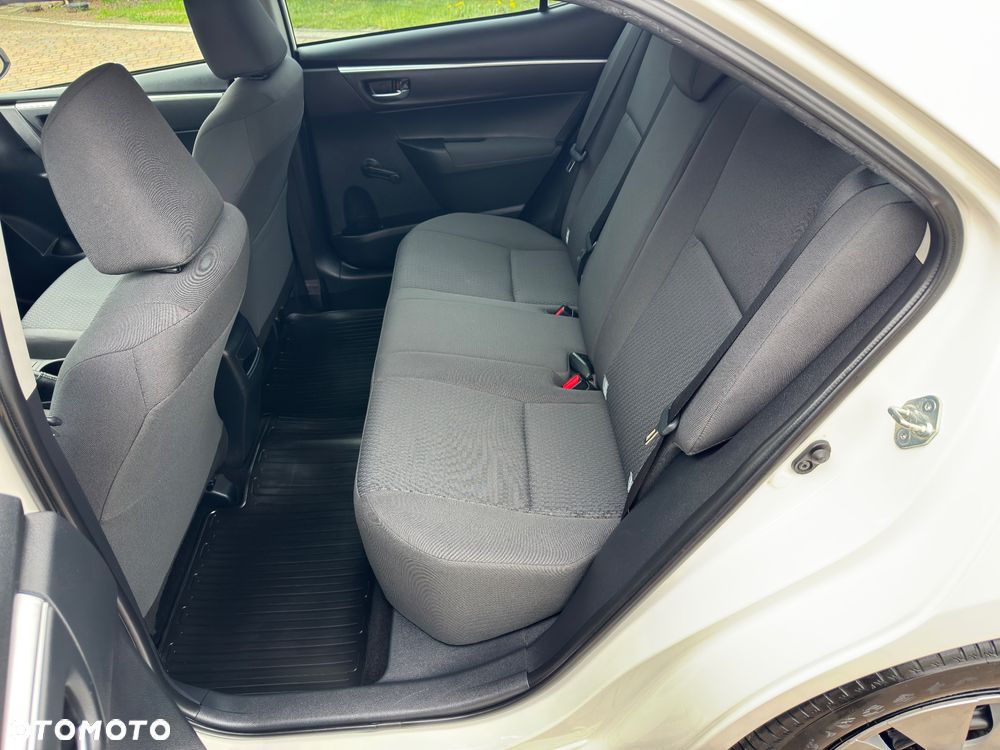 Toyota Corolla 1.4 D-4D Active EU6 - 20